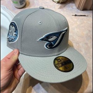 Toronto Blue jays new era fitted hat